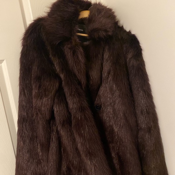 Cozy Faux Fur Coat - Picture 13 of 16